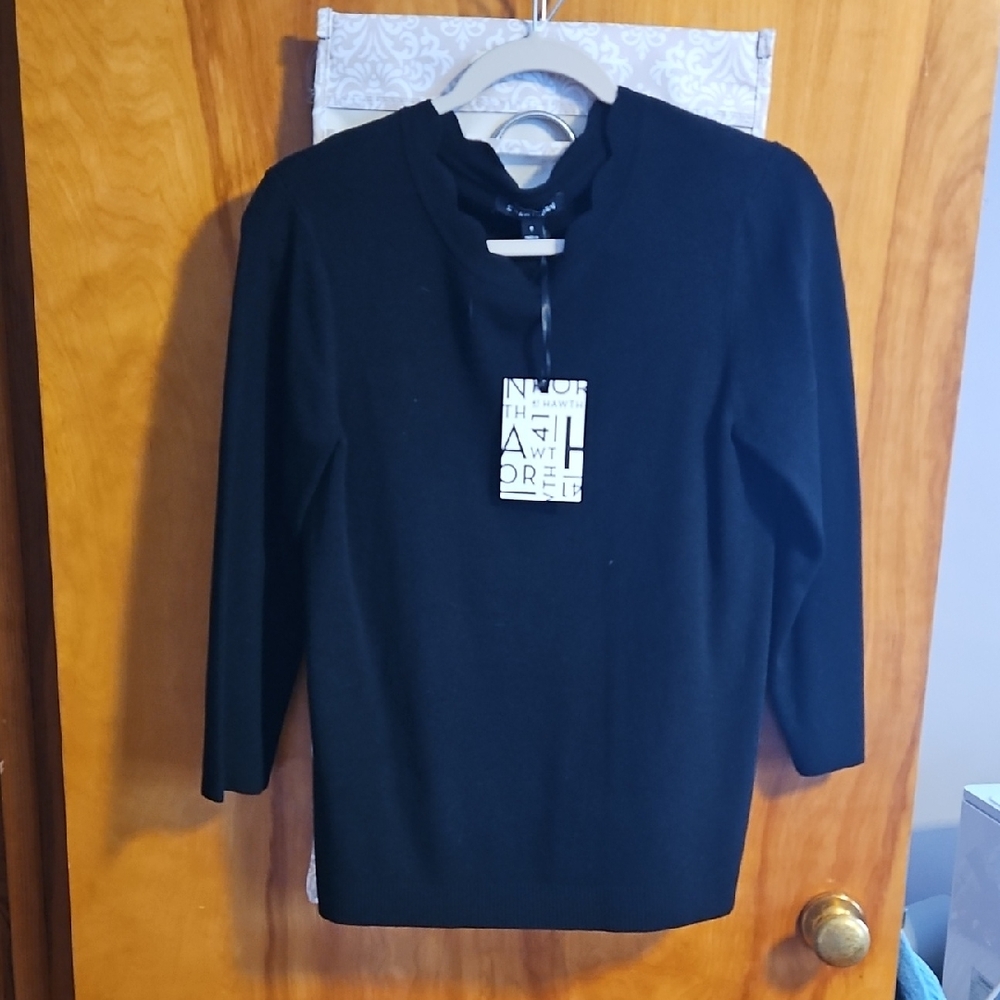 41 Hawthorn Classic Black Top